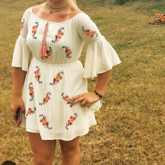 Sexy Summer Pheasant Dress - Picture 2 of 2